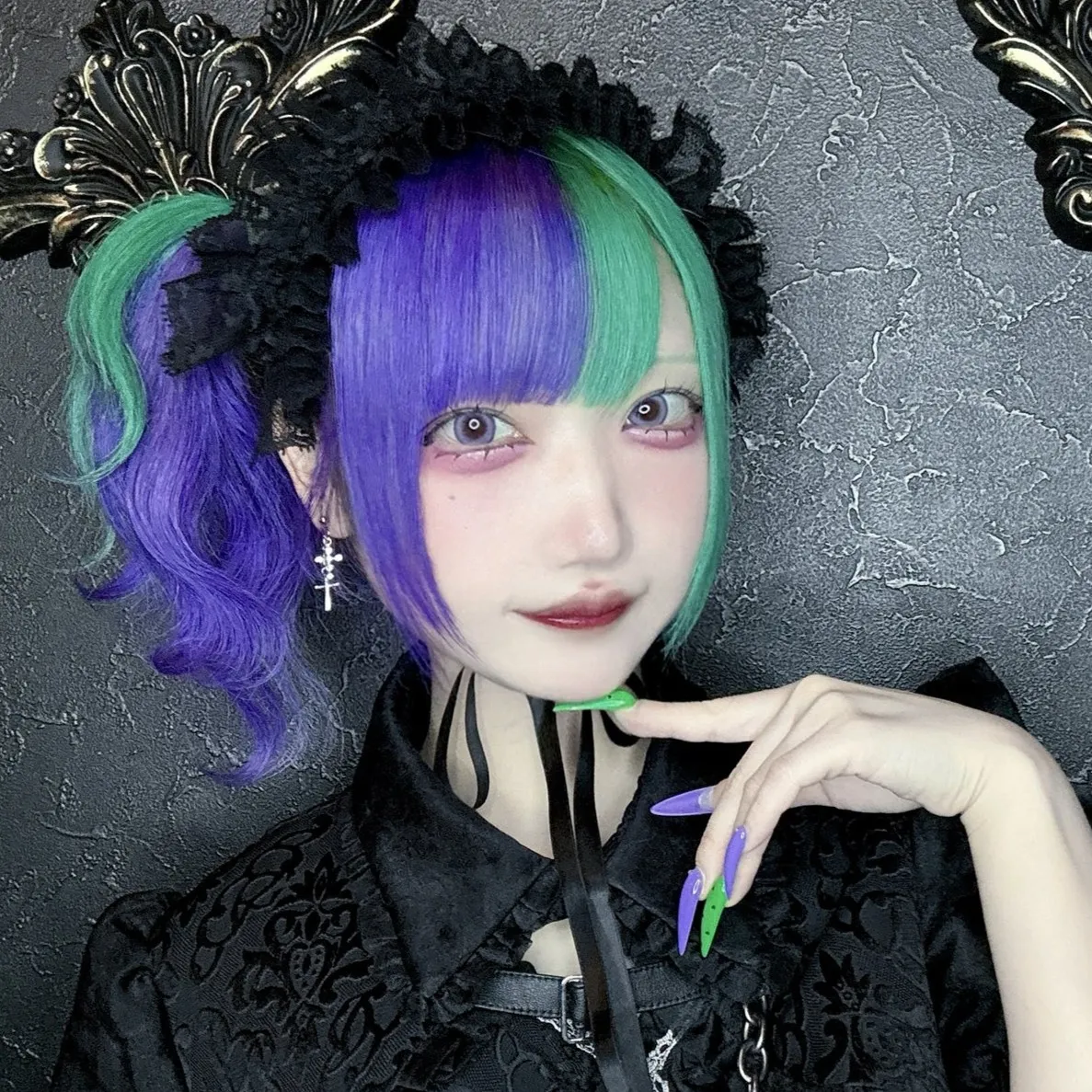 てるる