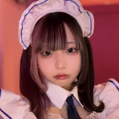 にこ