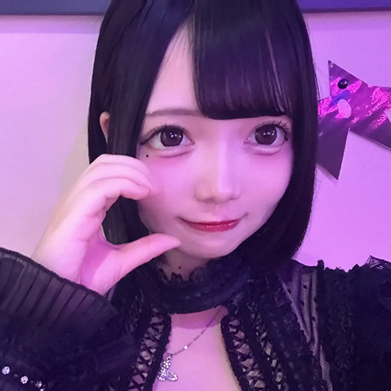 君乃あゆ